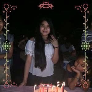 Meet your Posher, Andrea